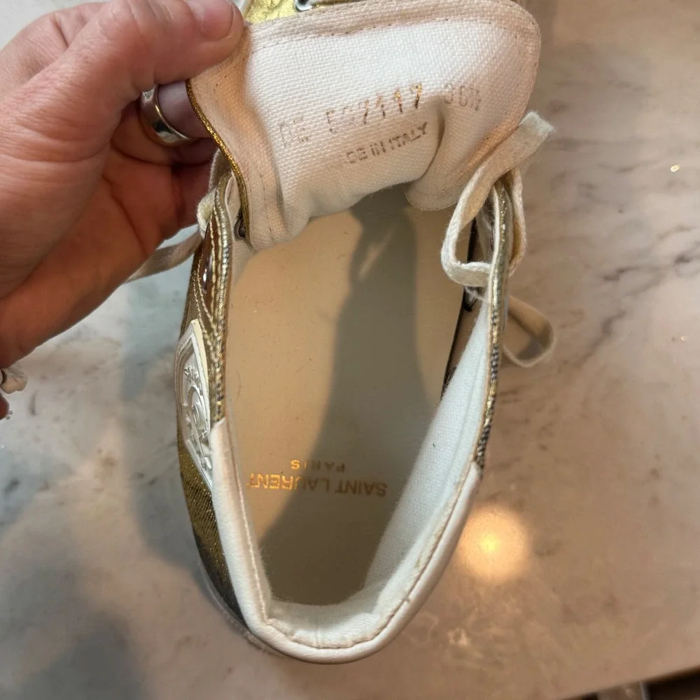 Distressed Calfskin Bedford Logo-Appliqued Hightop Sneakers 6.5 Gold Cream White
